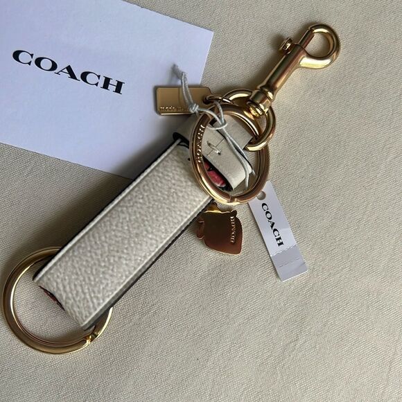Coach Strawberry Trigger Snap Bag Charm In Signature Canvas Charm Key Holder - Picture 13 of 16